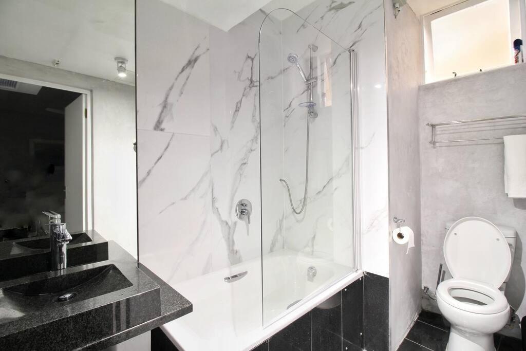 Breakers 217 By Destinations * Durban